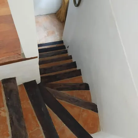 8 Beds Joncels